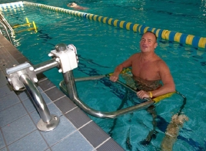 Aqua cheap gym equipment